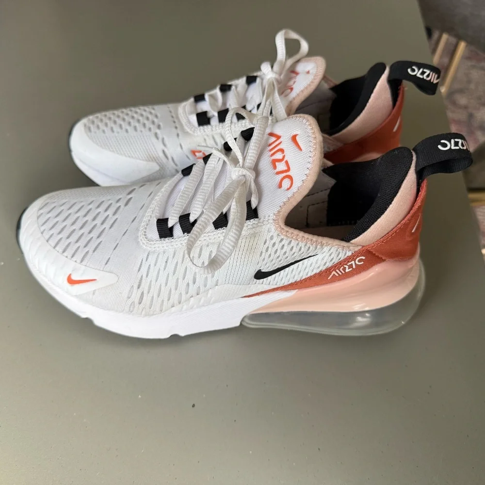 Nike Air Max 270 - Picture 5 of 7